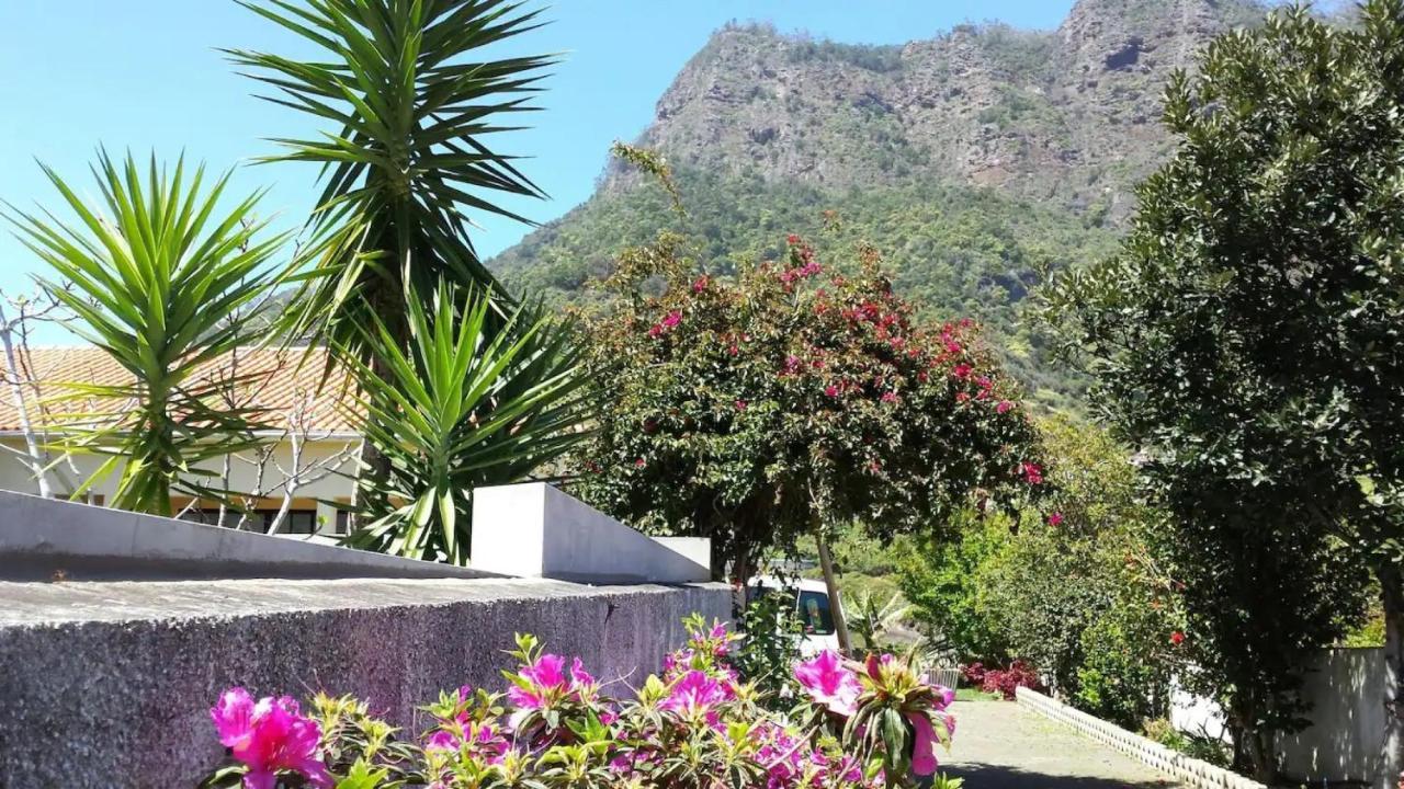 Vila House Pc Porto Da Cruz Exteriér fotografie